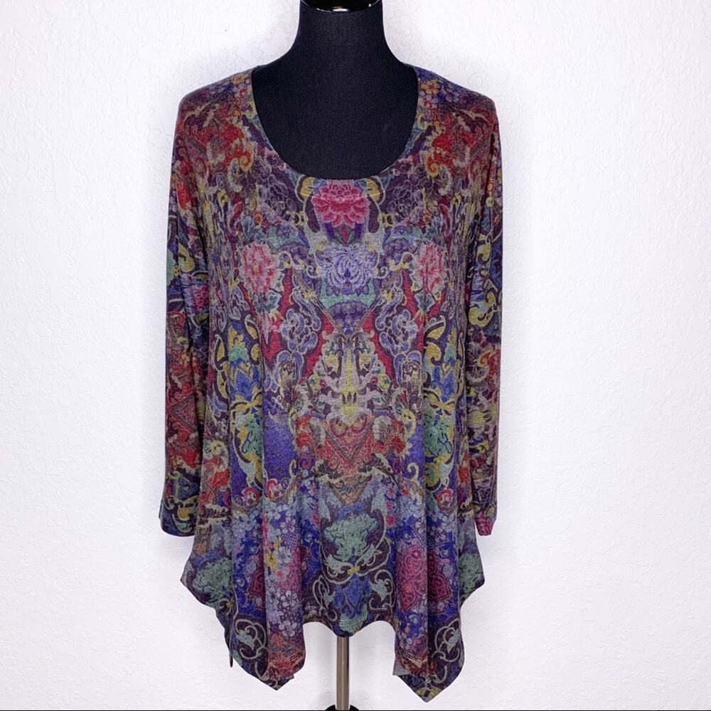 Soft Surroundings maroon multicolor floral asymmetrical knit top size Medium